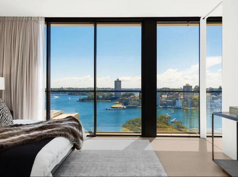 902/30 Alfred Street, Milsons Point Plus Agency