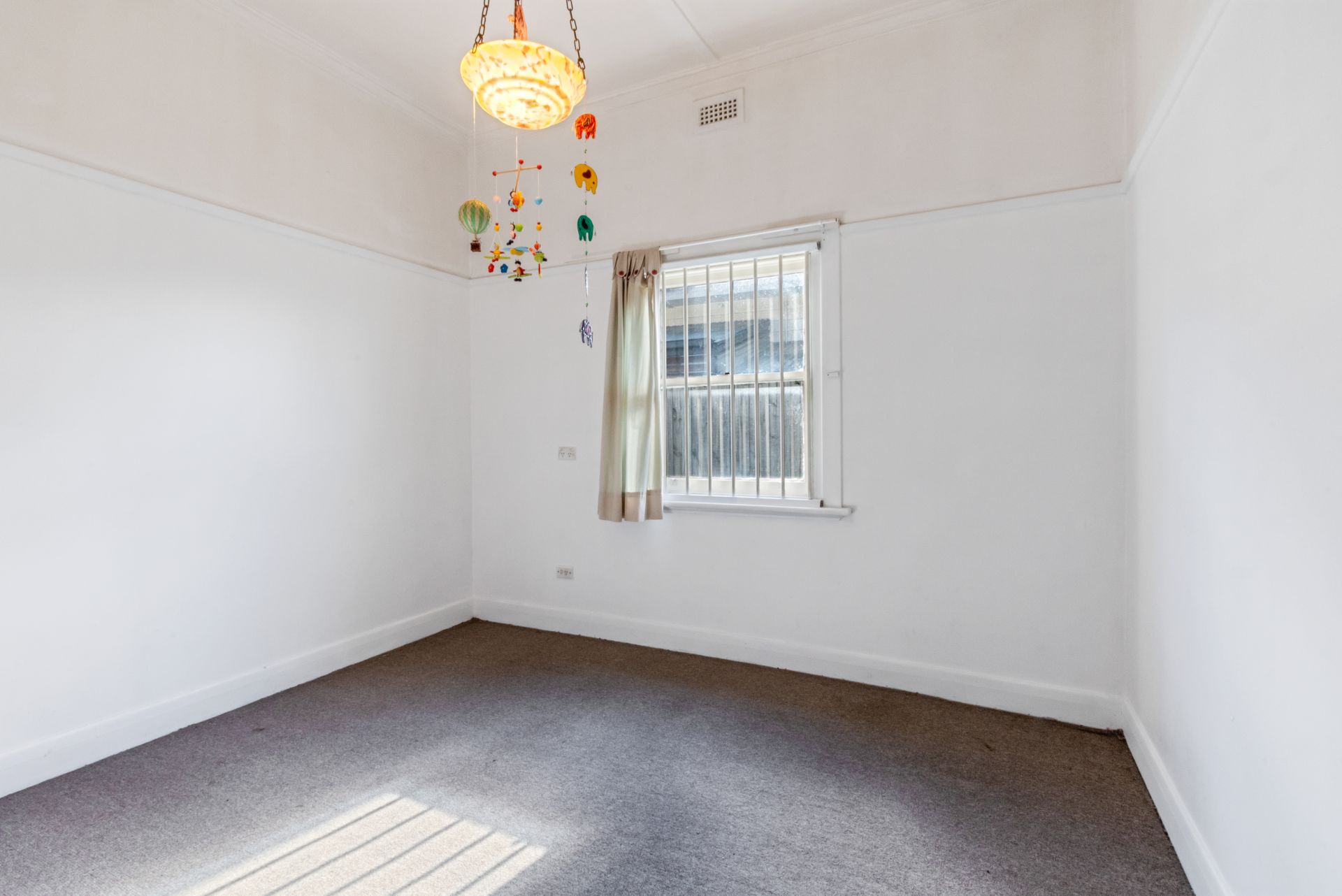 Charming 3 Bedroom Home!