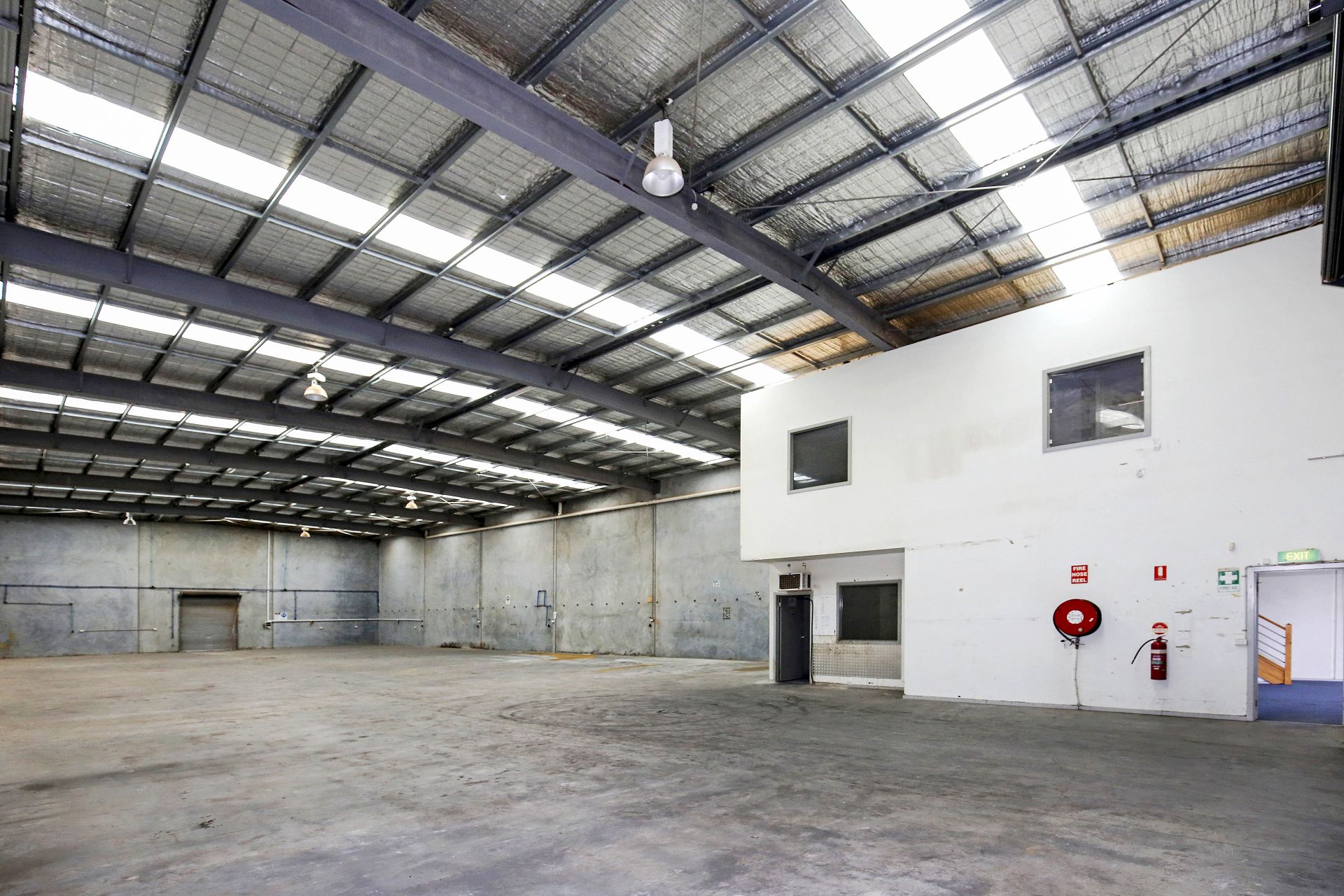 FRESHLY REFURBISHED OFFICES & AMENITIES