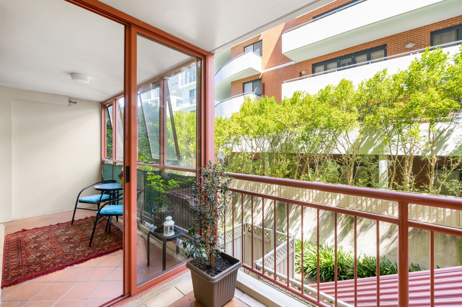 16/7-15 Jackson Avenue, Miranda NSW, Miranda - Thumbnail 3