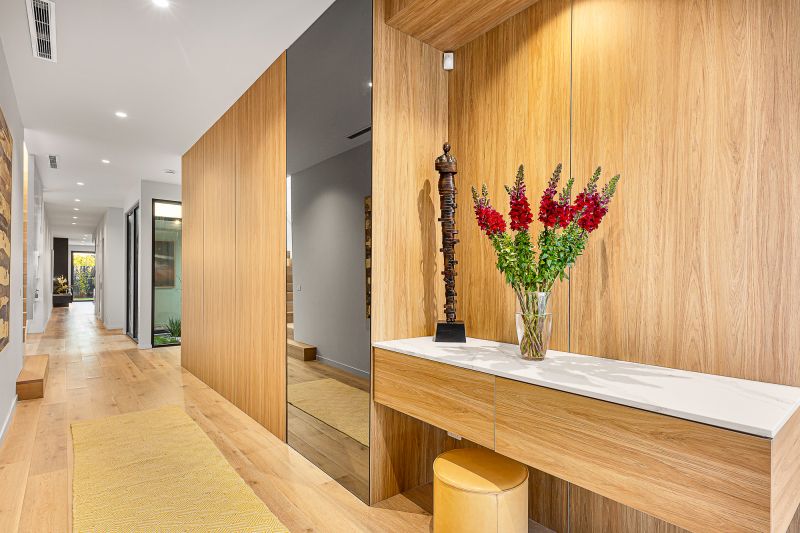 1/18 Marara Road, Caulfield South