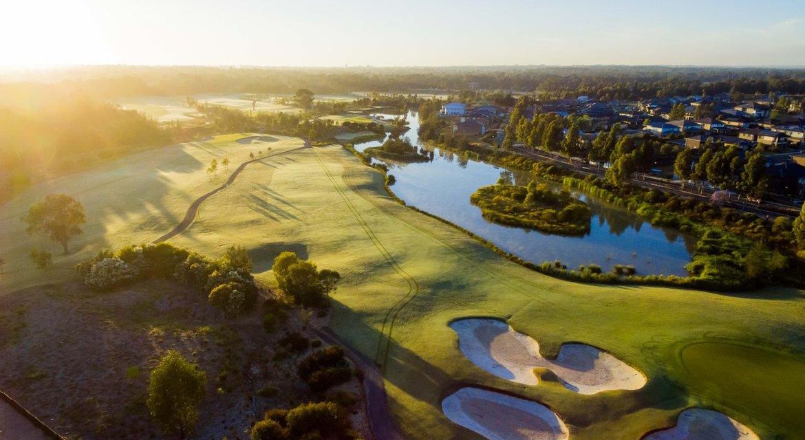 Colebee 1 Woodhall Close