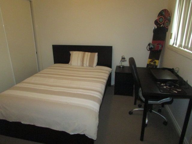 ** ONE WEEKS FREE RENT, TREAT YOURSELF BEFORE CHRISTMAS**
