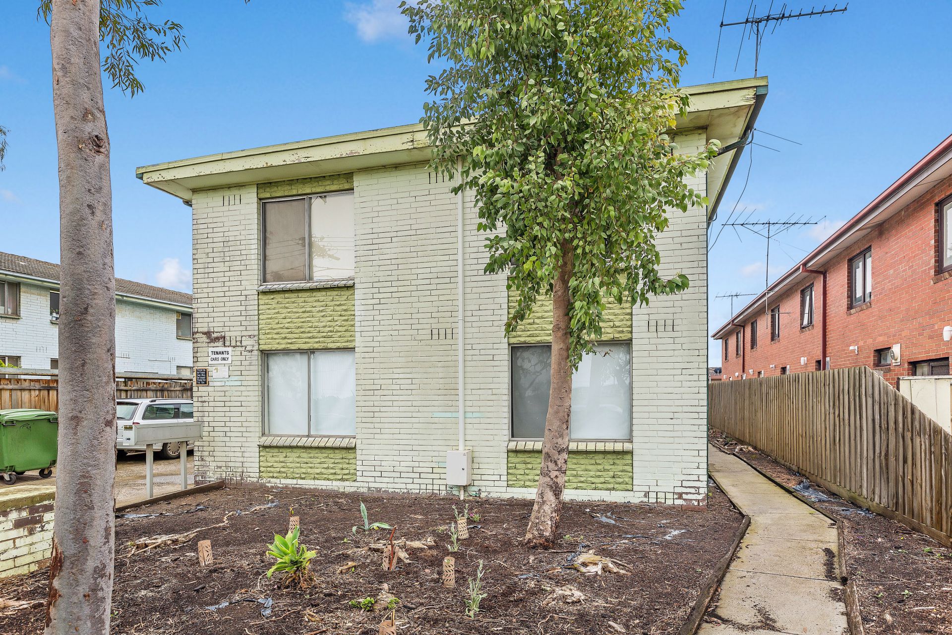 8/108 Rupert Street, West Footscray - Thumbnail 2