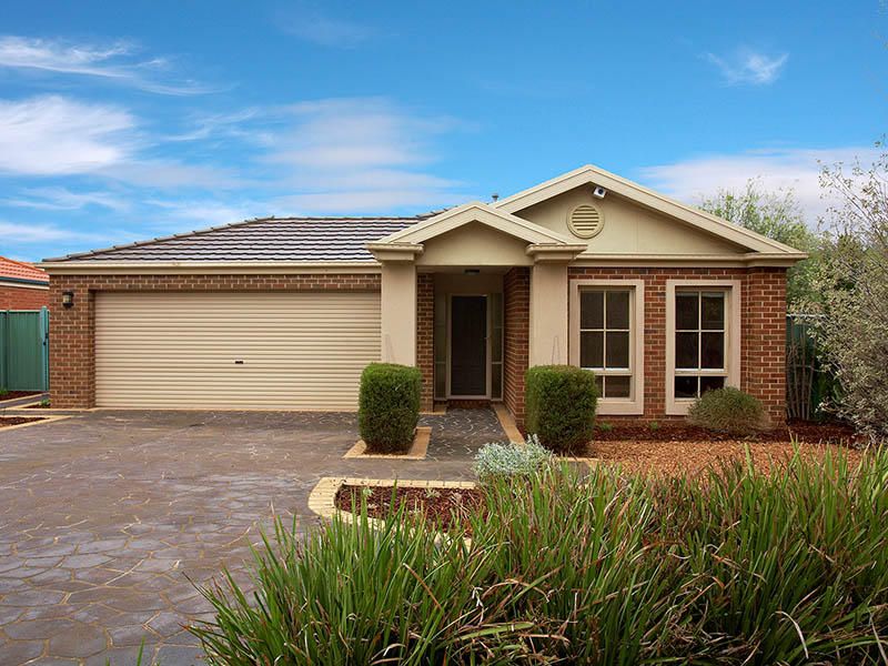 5 Parwan Court, Caroline Springs - Thumbnail 2