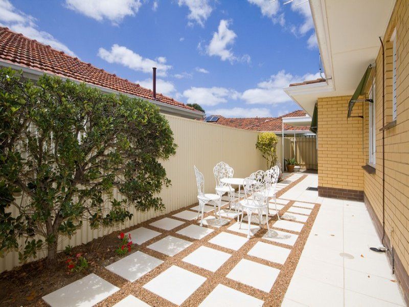 4/20 Dunbar Terrace Glenelg East 5045