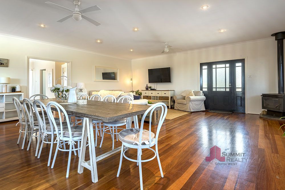 Real Estate For Sale 18 Carleen Avenue Binningup , WA