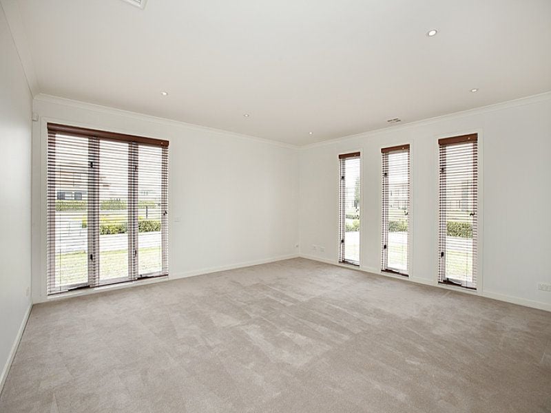 4 Signature Boulevard, Sanctuary Lakes - Thumbnail 6