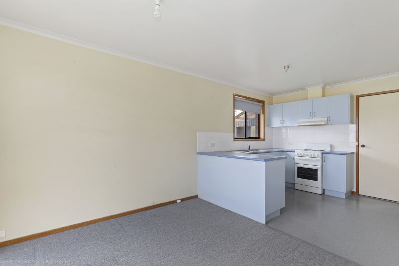 21 Pengilley Avenue Apollo Bay VIC, Apollo Bay - Thumbnail 3