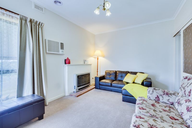 17 Queens Crescent, Bacchus Marsh - Thumbnail 4