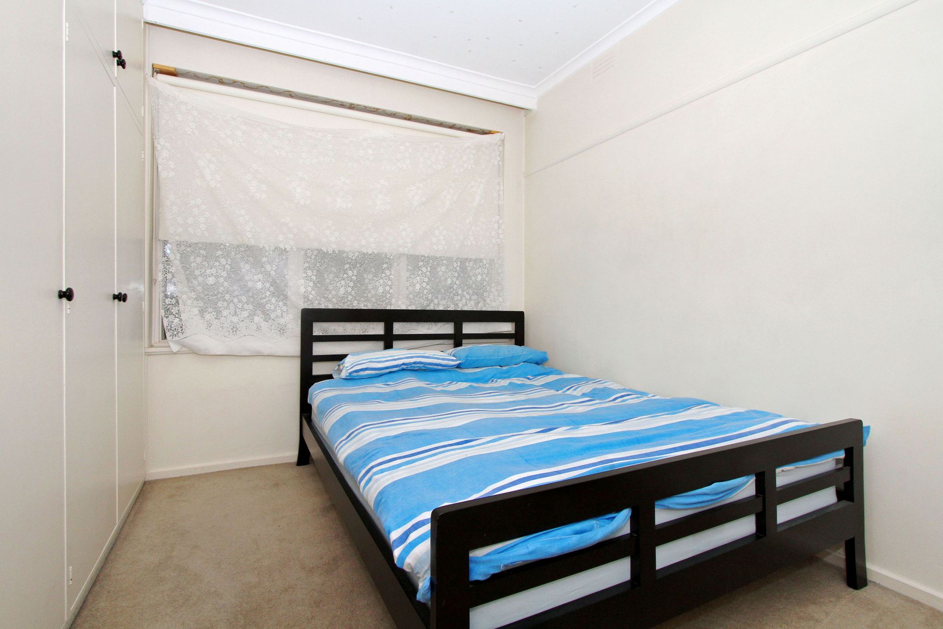 CUTE, COSY AND CONVENIENTLY LOCATED