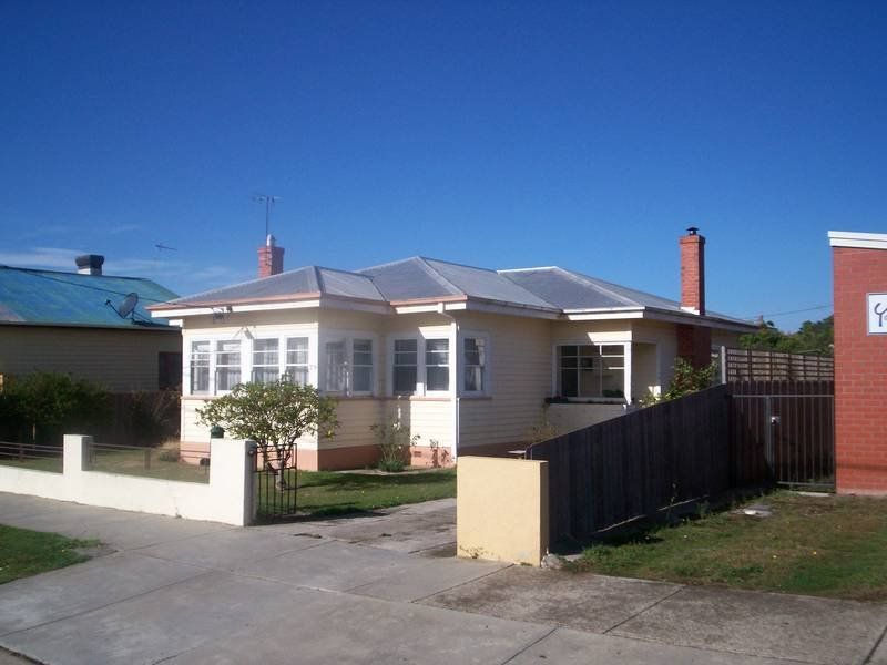 2
 
 
 
  
 
 
 1
 
 
 
 
 
 
 
 
 79 Oldaker Street, DEVONPORT TAS 7310, Devonport - Thumbnail 6