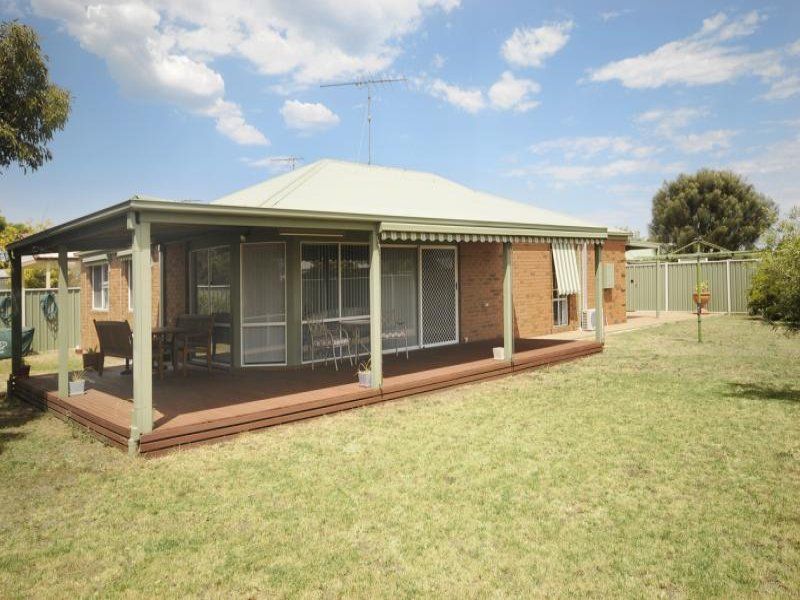 18 Newbay Close BARWON HEADS VIC, Barwon Heads - Thumbnail 2