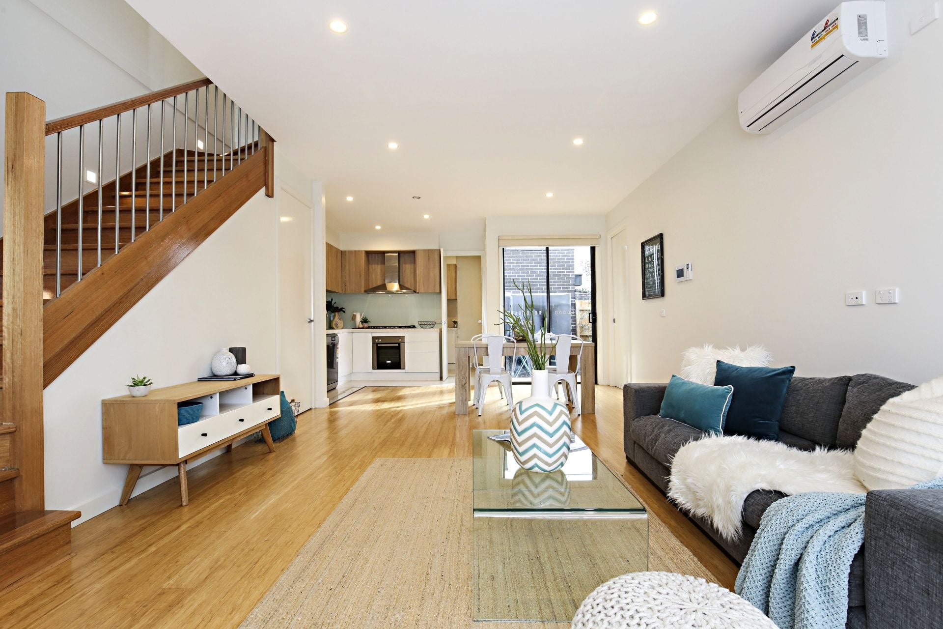 THREE-BEDROOM MODERN LIVING