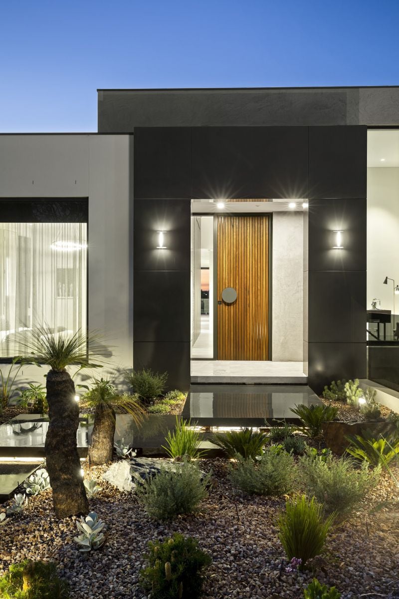 16 Staughton Road, Glen Iris - Thumbnail 4