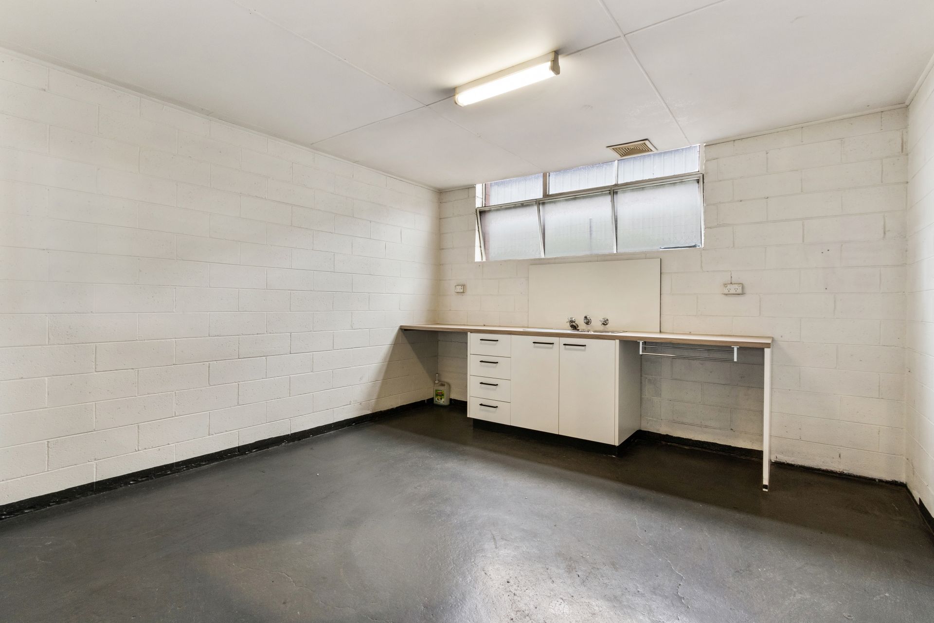 Great Location - Just Off Sydney Road - Vacant Possession