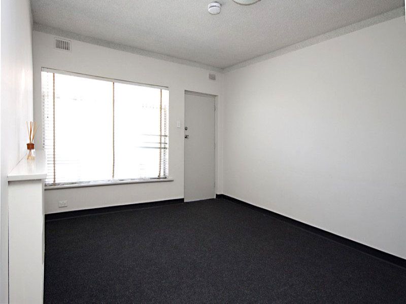 86 Seventh Ave St Peters 5069