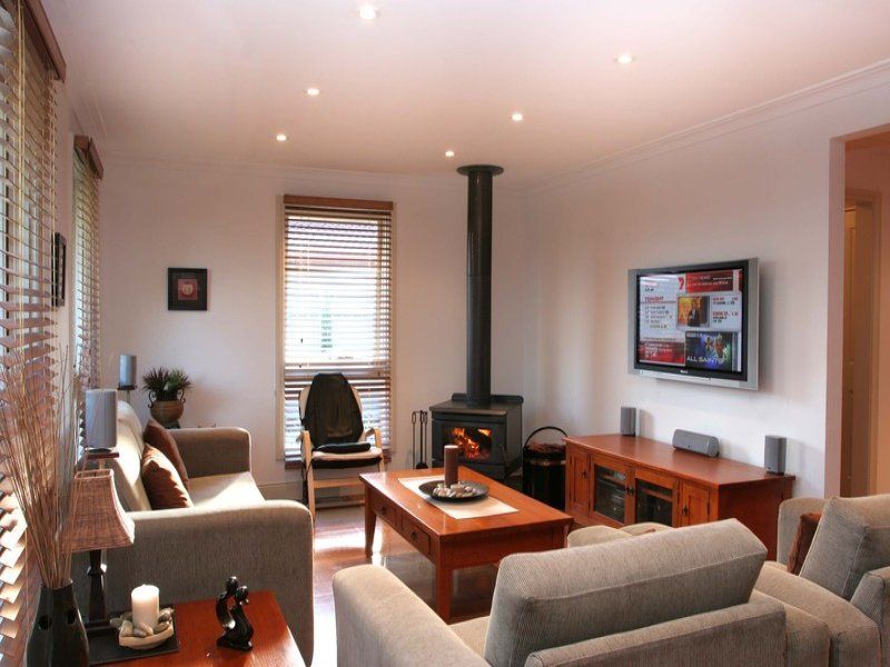 3 Dickenson Street, Altona Meadows - Thumbnail 4