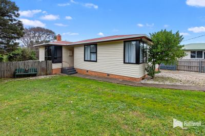 3
 
 
 
  
 
 
 1
 
 
 
 
 
 
 
 
 86 George Street, Devonport TAS 7310, Devonport - Thumbnail 2