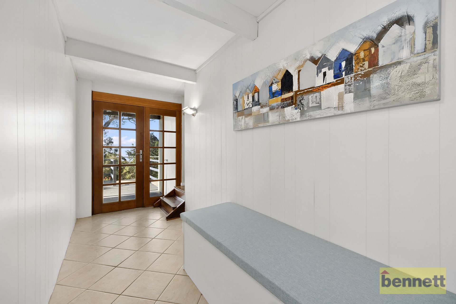 299 Lieutenant Bowen Drive, Bowen Mountain - Thumbnail 4