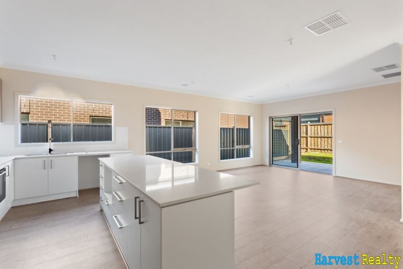 2 Ember Street Clyde VIC, Clyde - Thumbnail 6