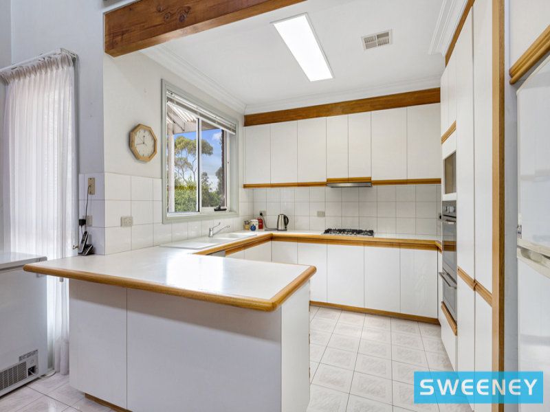 7 Sturrock Court, Altona Meadows - Thumbnail 6