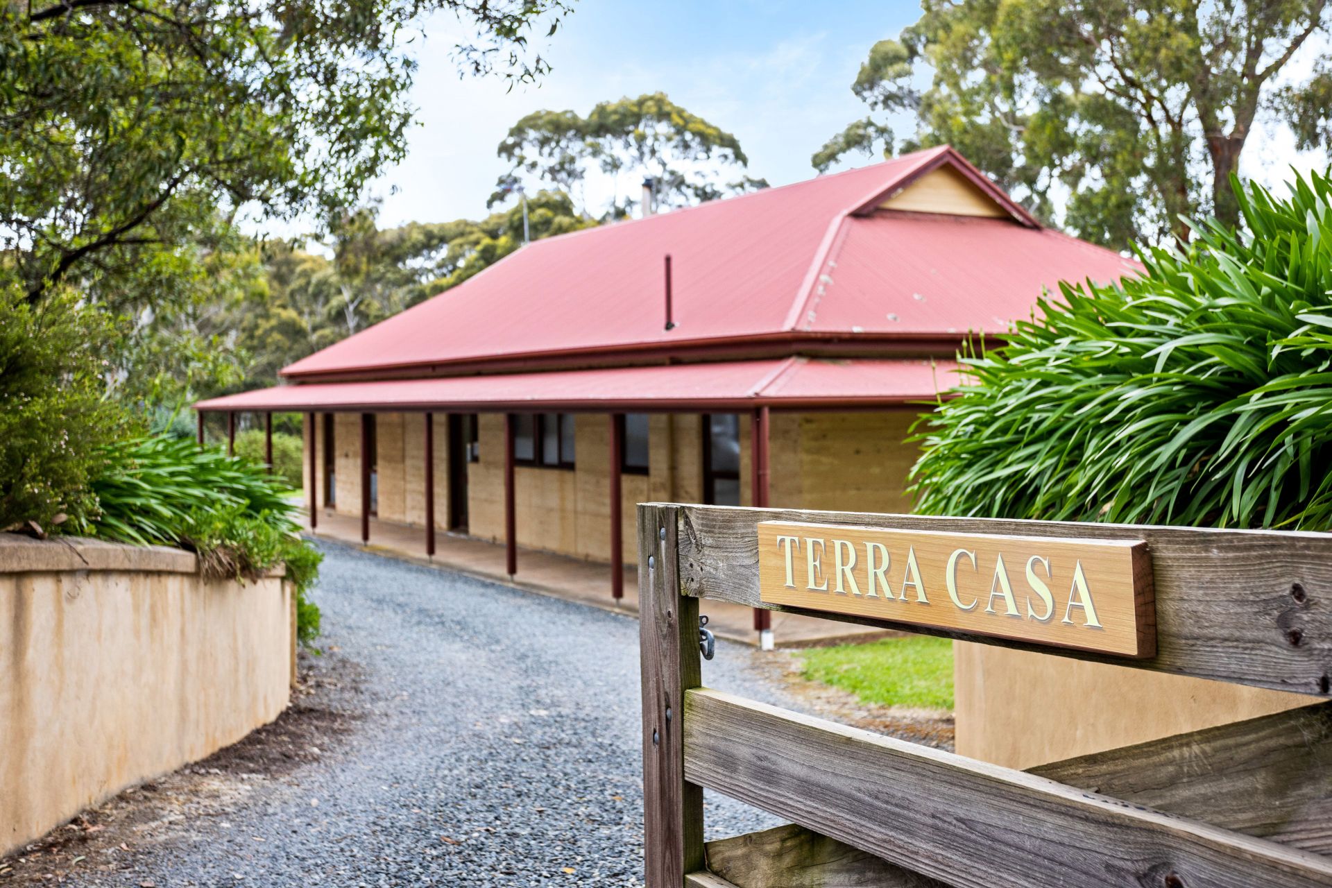 322 Oakwood Road, Oakbank Adcock Real Estate