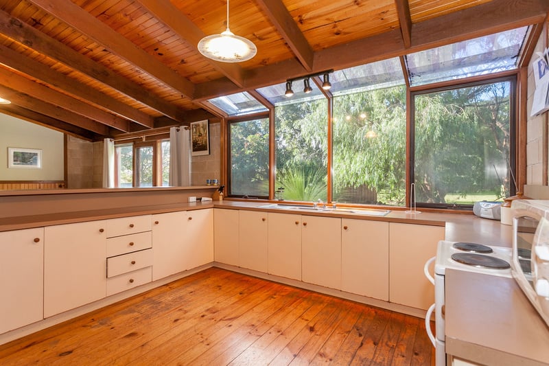 7 Inlet Court, Aireys Inlet, VIC, Aireys Inlet - Thumbnail 3