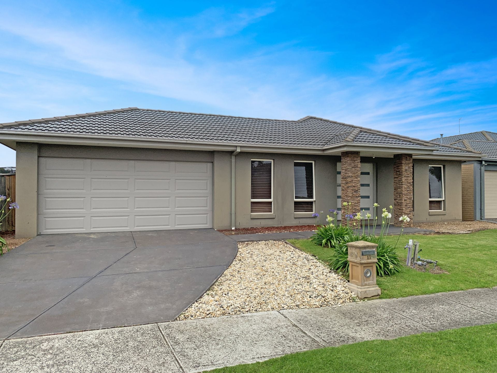 11 Mermaid Grove, Lyndhurst VIC