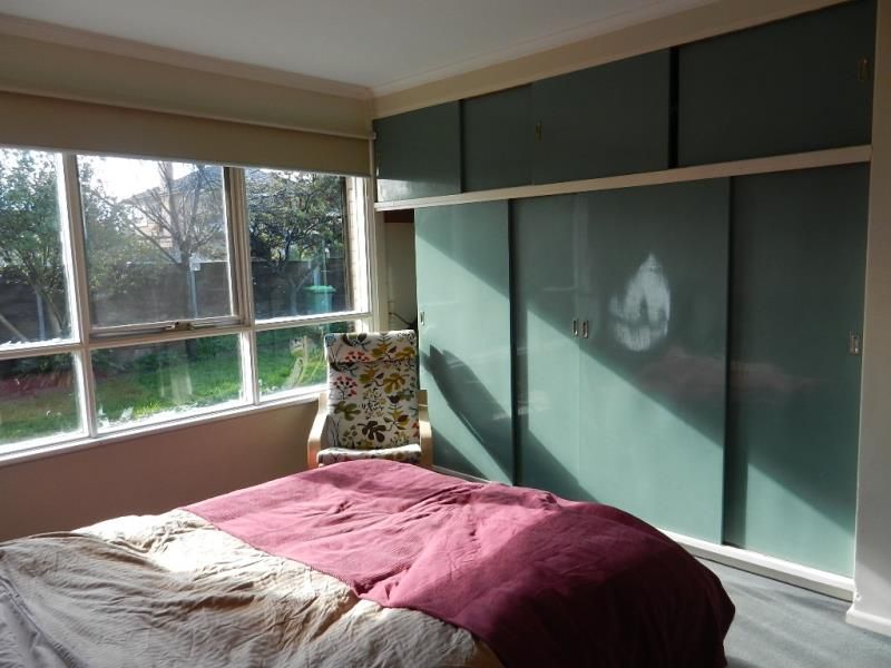 $330 - $350 LOOKING FOR A GREAT TENANT