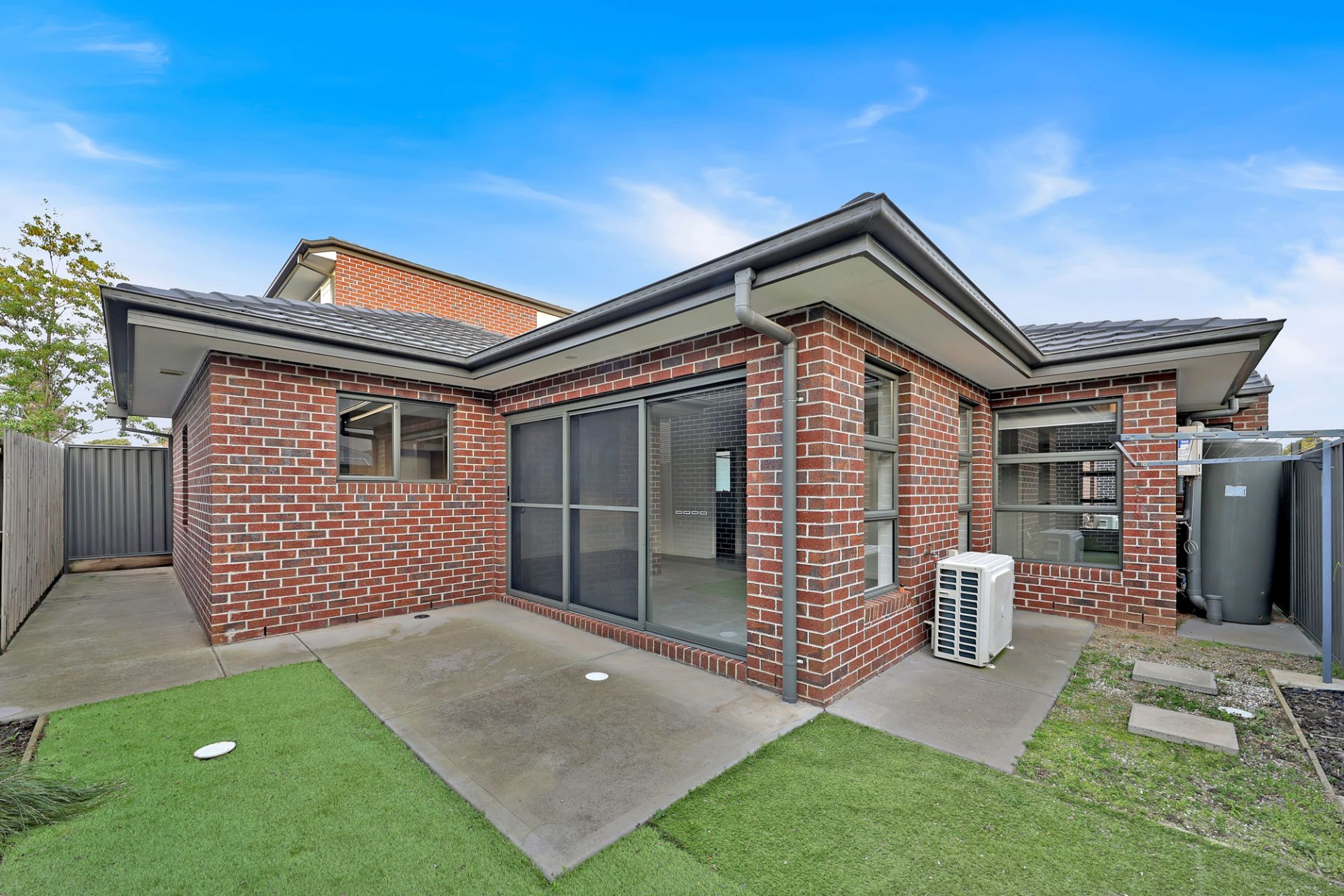 Stylish Unit In Heidelberg Heights