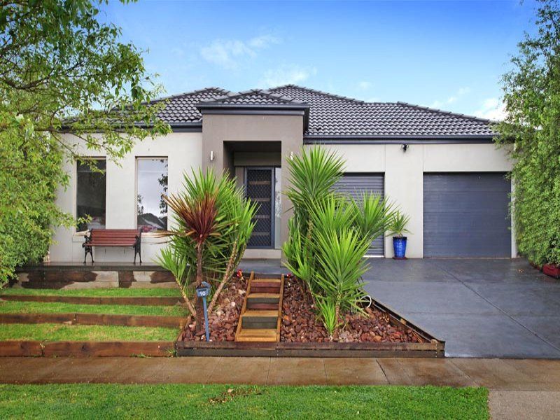 10 Duneira Grove, Caroline Springs - Thumbnail 2