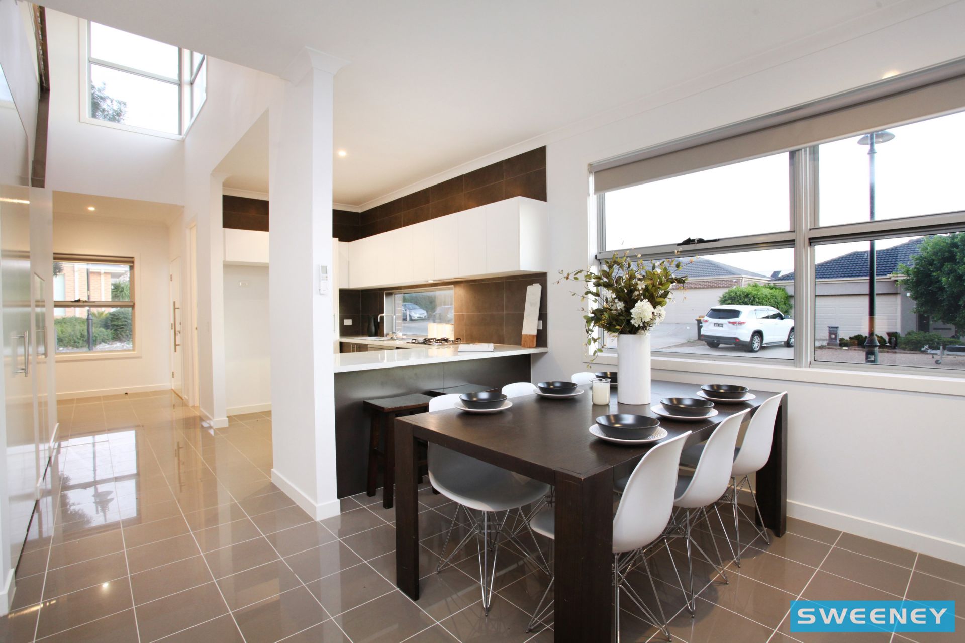 28 Dahlia Drive, Caroline Springs - Thumbnail 4