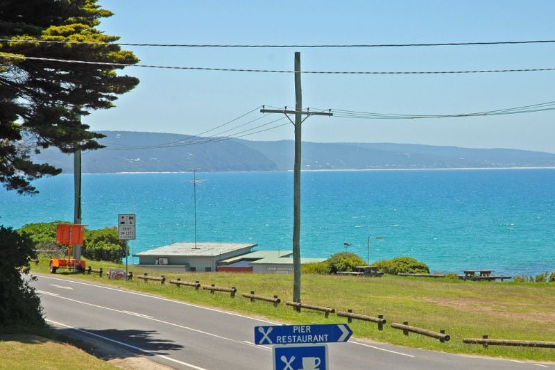 20 Ocean Road South, Lorne, VIC, Lorne - Thumbnail 4