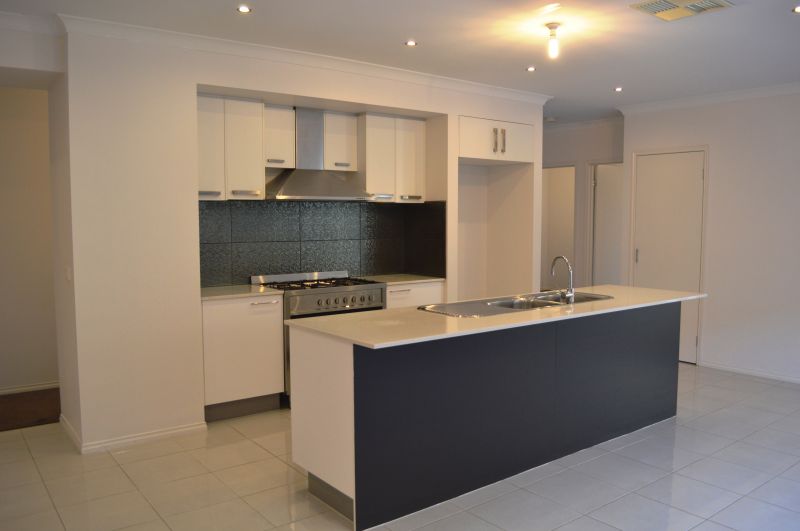 25 Plume Drive, Mernda