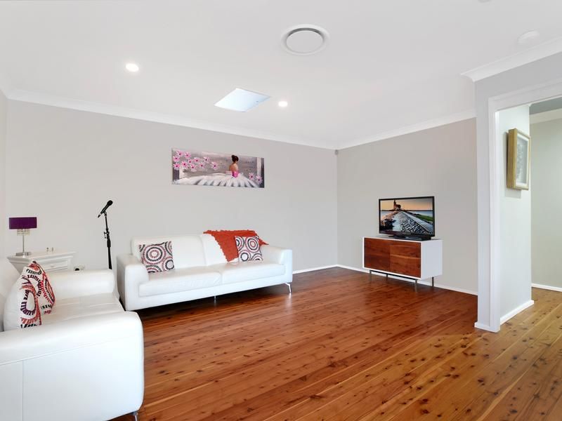 27 Morrison Avenue, ENGADINE, Engadine - Thumbnail 3