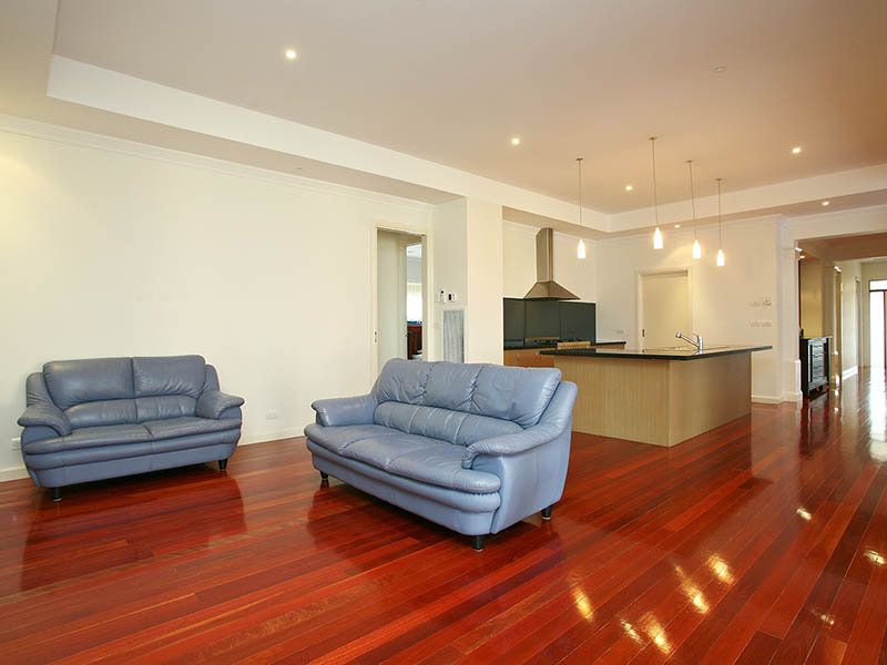 23 Clementson Drive, Caroline Springs - Thumbnail 6