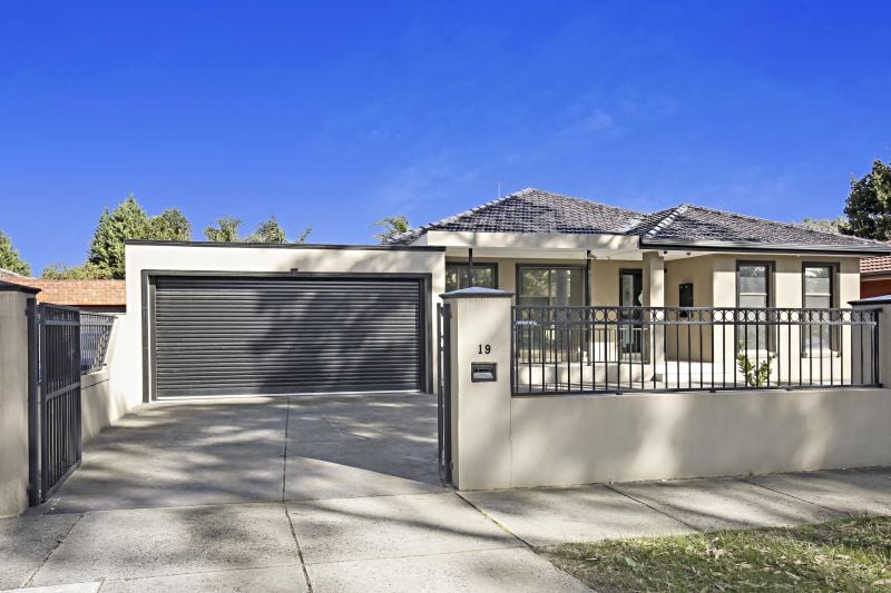 19 Mayfield Drive, Mill Park
