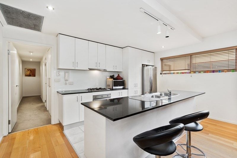 3/26-28 Dods Street, Brunswick - Thumbnail 3