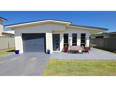 2
 
 
 
  
 
 
 1
 
 
 
  
 
 
 1
 
 
 
 
 
 
 
 63 Gunn Street, DEVONPORT TAS 7310, Devonport - Thumbnail 2