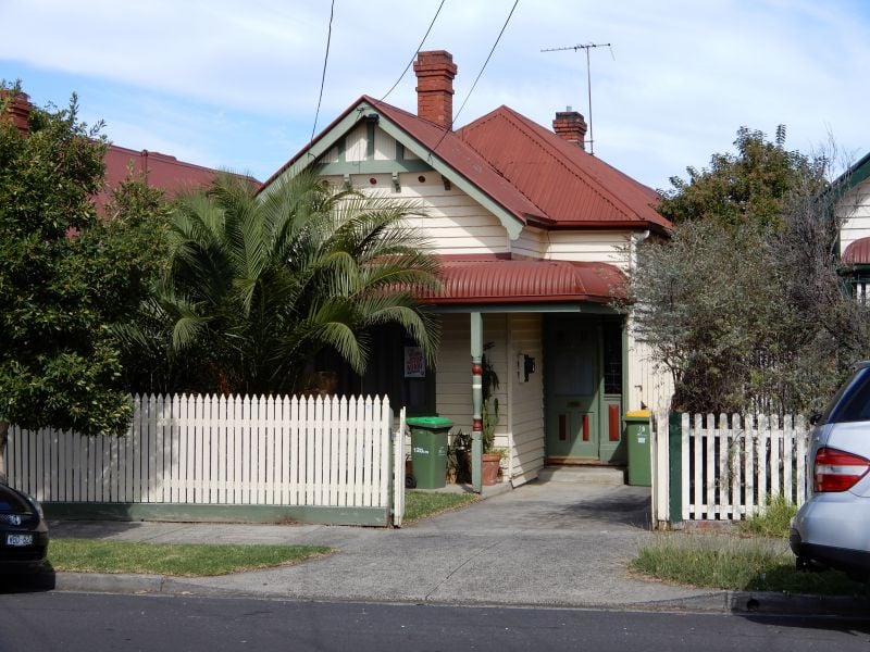 16 Flinders Street, Thornbury