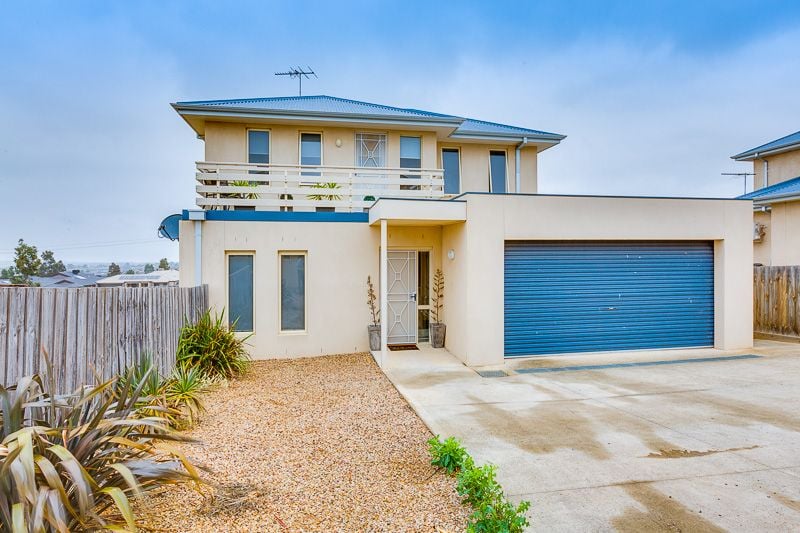 3/6-8 Ross Street, Bacchus Marsh - Thumbnail 2