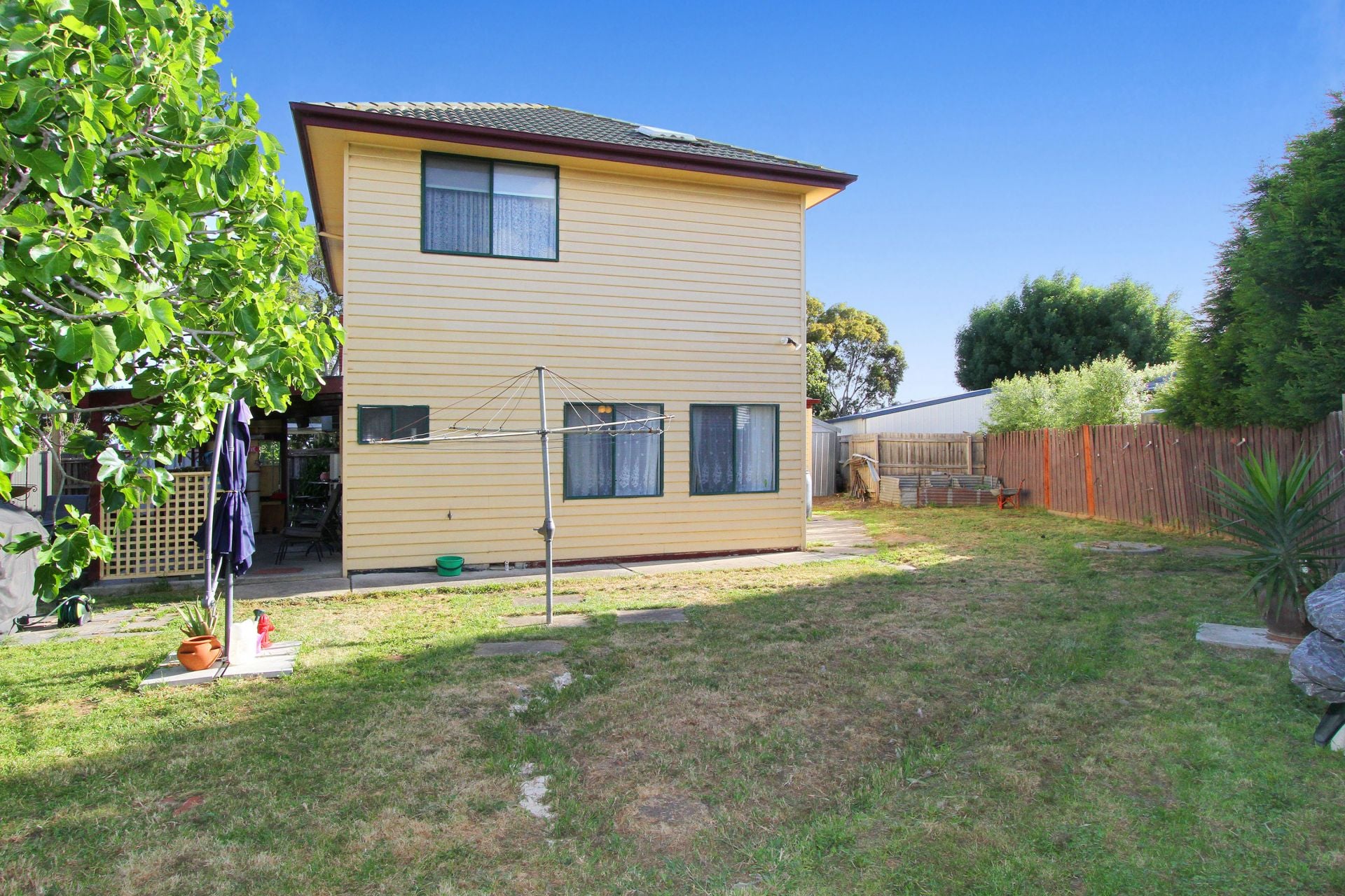 4 Bedrooms With Potential And Promise