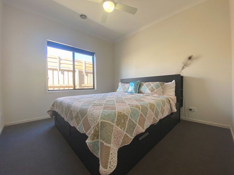 14 Spectacular Avenue, Doreen