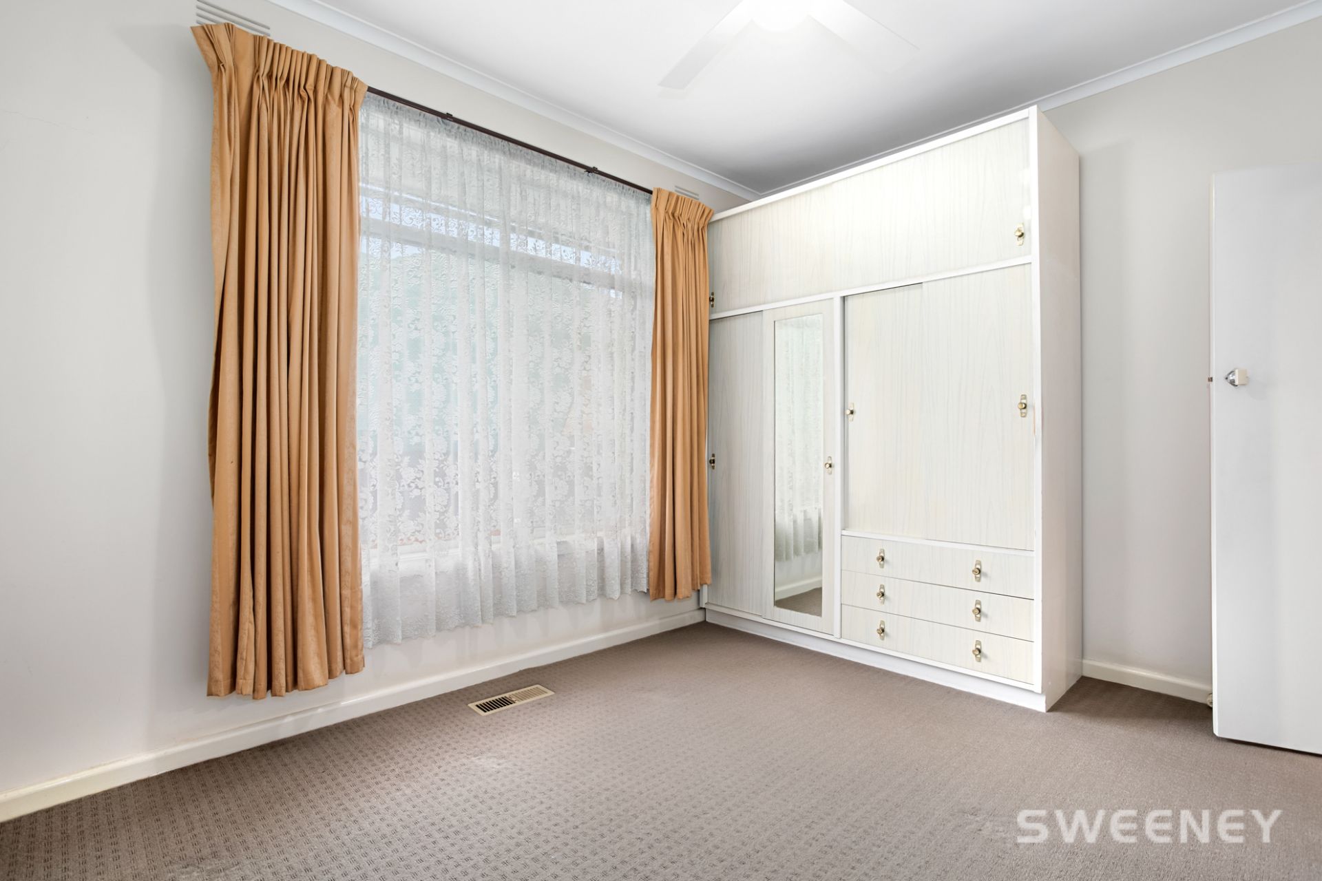 27 Beevers Street, Altona North - Thumbnail 8