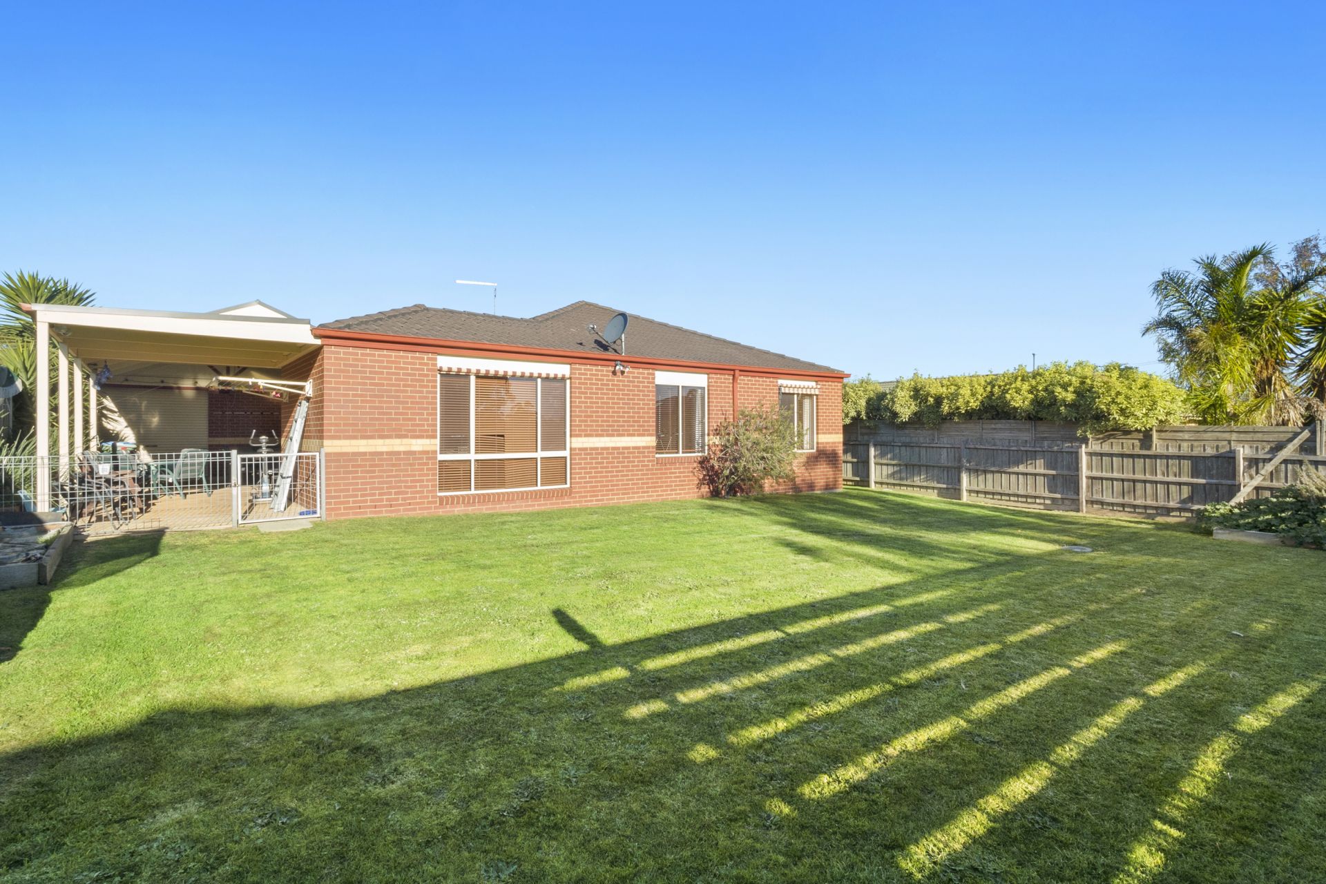 Real Estate For Lease 4 Robin Hill Drive Mornington , VIC