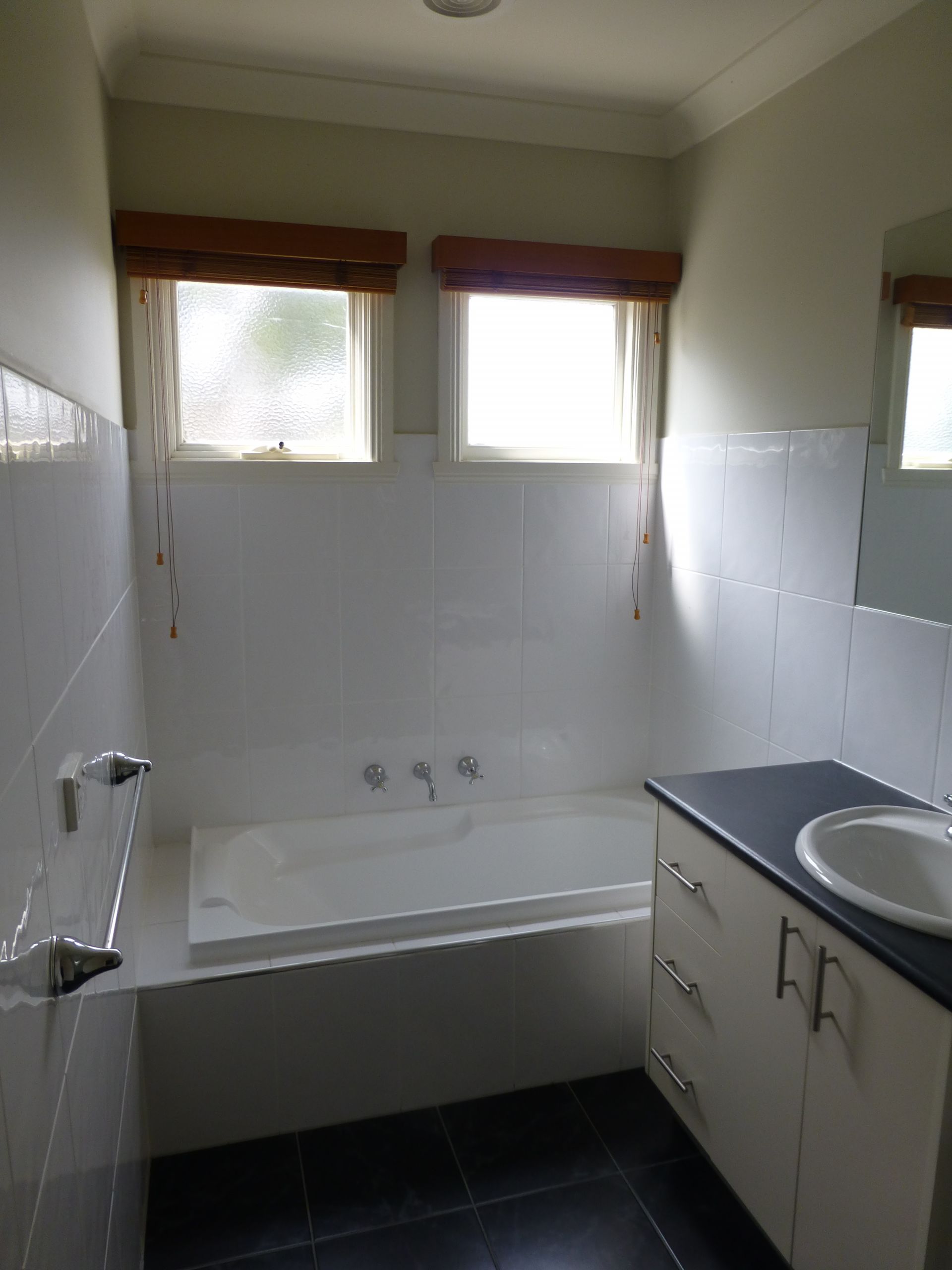 Beautiful Three Bedroom Townhouse!