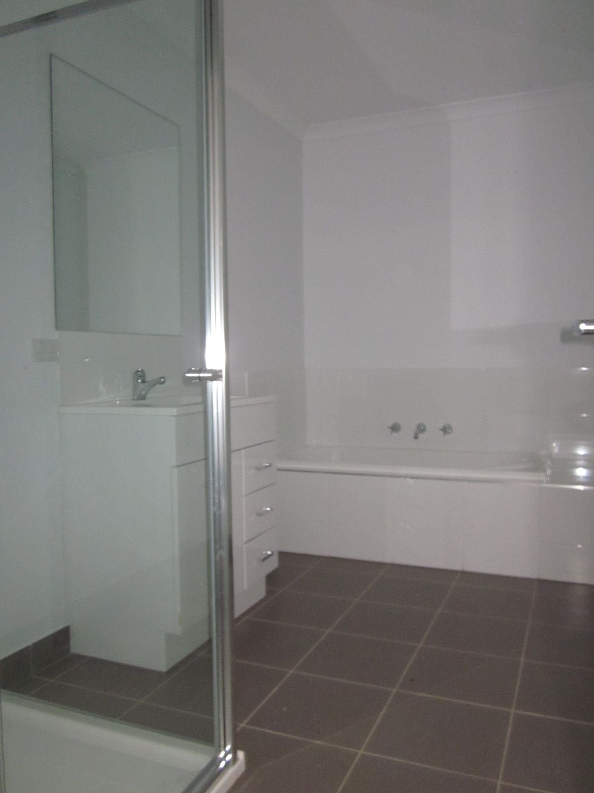 AFFORDABLE MODERN TOWNHOUSE  *Insp Sat 23rd Sep @ 9:15am*