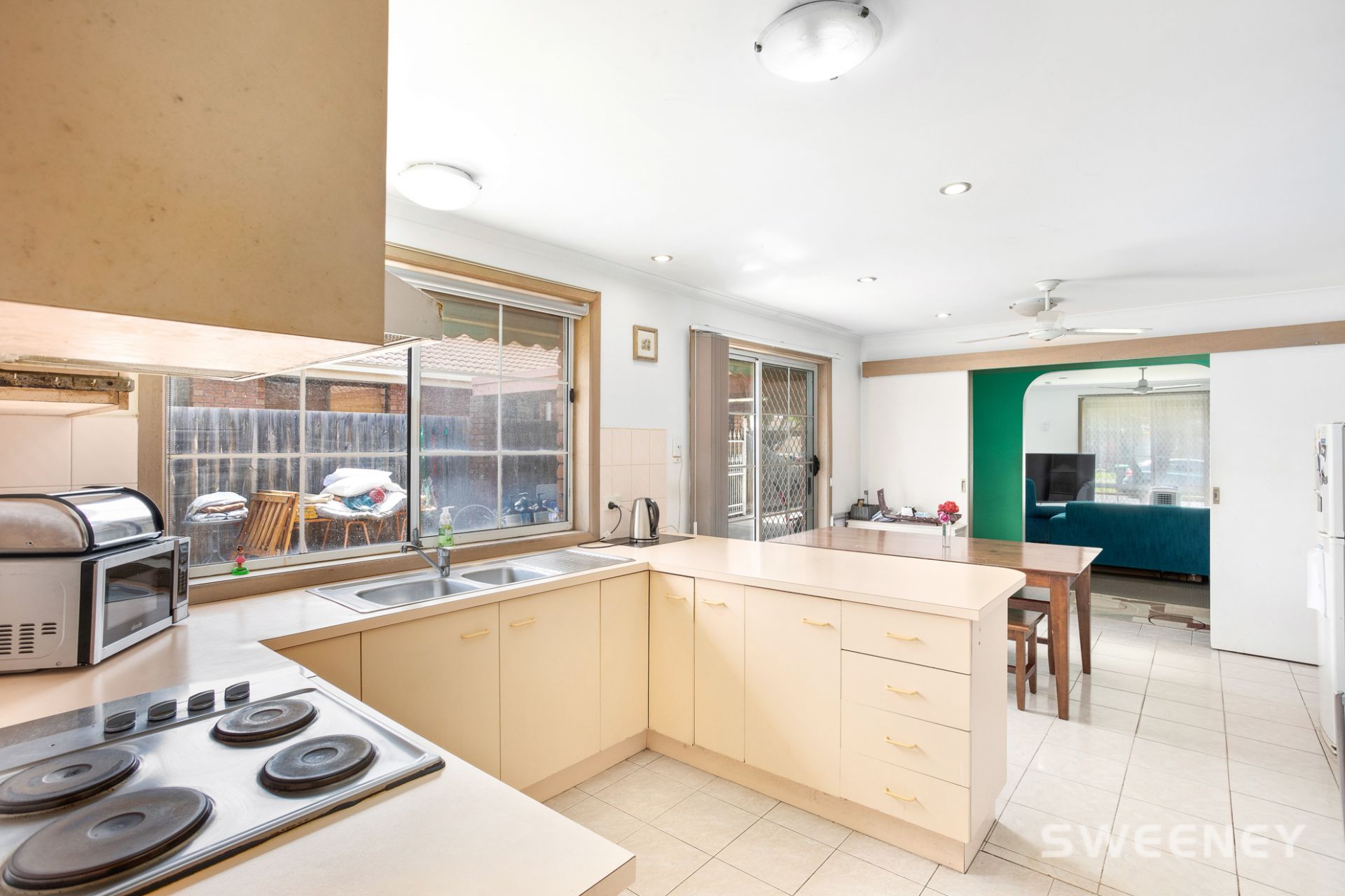 10 Valente Street, Altona Meadows - Thumbnail 6