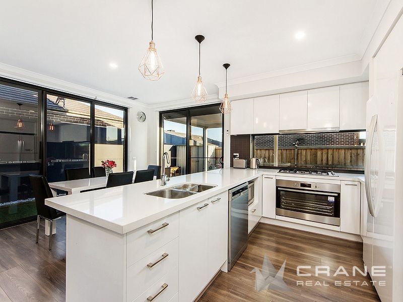 131 Aspire Boulevard PLUMPTON VIC, Plumpton - Thumbnail 4